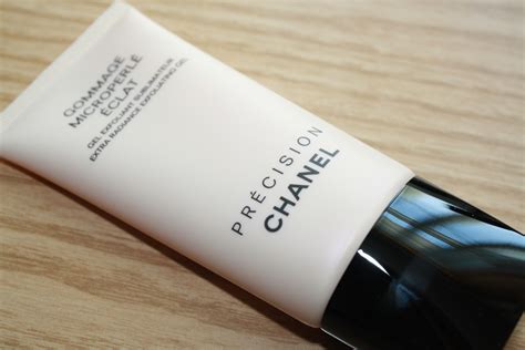 chanel exfoliating face mask.